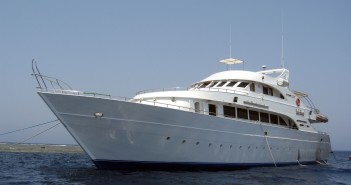 M/Y Blue Pearl at The Scuba News