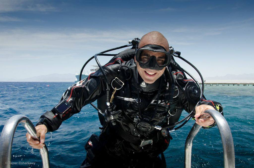 Learn to Dive To 200m with Guinnness World Record Holder Ahmed Gabr and  Divers' Lodge - The Scuba News
