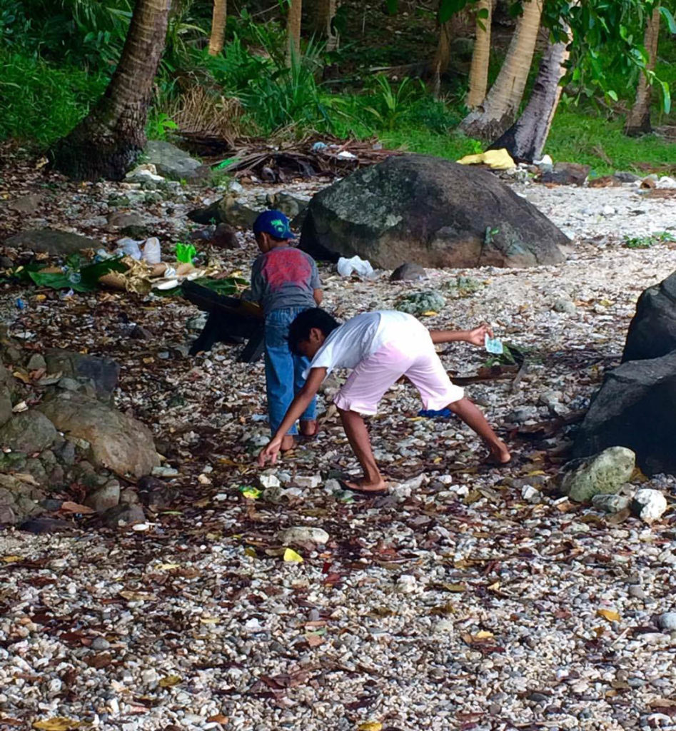 beach-clean-up-chantelle-wyatt