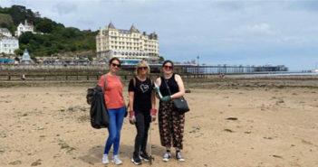 Beach Clean-Up in North Wales – Contra Vision supports the Marine Conservation Society Contra Vision Beach Clean