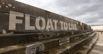 Float to Live: RNLI and Kärcher Share Lifesaving Message with Sea Wall Art RNLI / Karcher UK