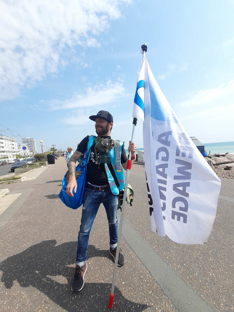 Surfers, Divers and Swimmers Unite To End Pollution