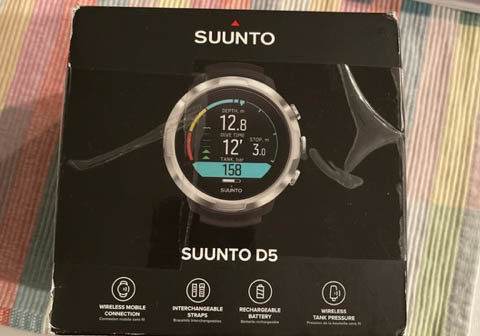 Two Suunto D5 Computers for Sale – Never Been In The Water