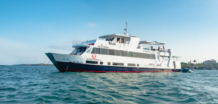 Humboldt Explorer, Galapagos