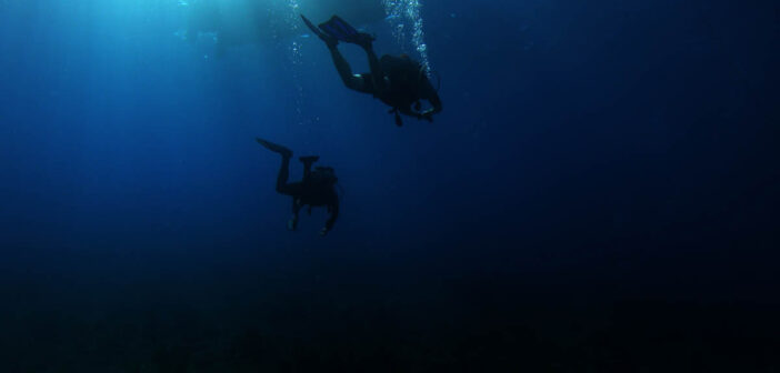 Exploring an Underwater Paradise: Scuba Diving in the Cayman Islands