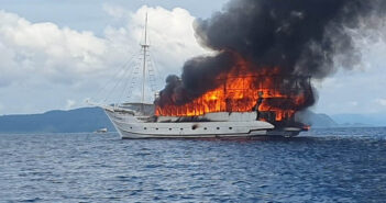 M.Y. Oceanic Sinks After Engine Room Fire