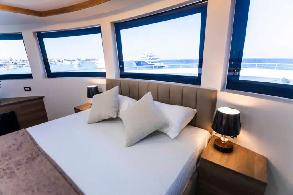 Bismarck Liveaboard, Red Sea, Egypt