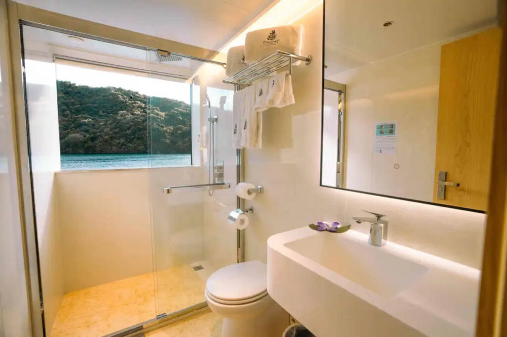 Black Pearl Liveaboard, Micronesia