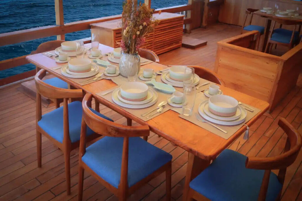 Blue Lotus Liveaboard, Indonesia