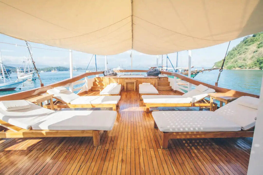 Cajoma IV Liveaboard, Indonesia