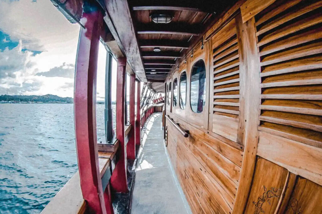 Calico Jack Liveaboard, Indonesia