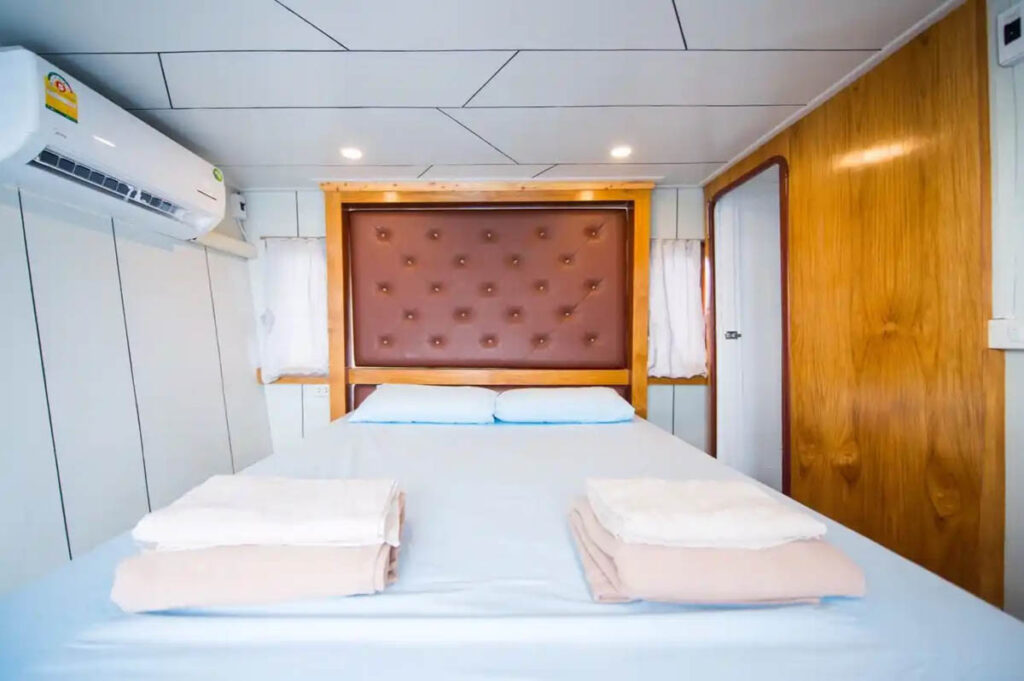 Camic Liveaboard, Thailand