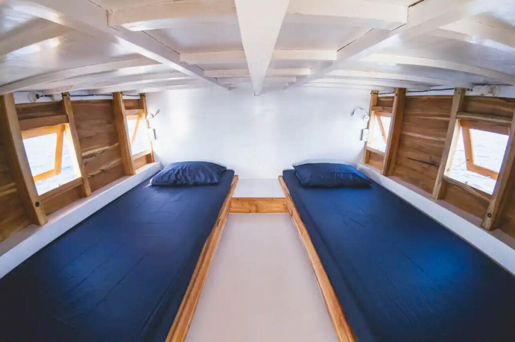 Capoeng Liveaboard, Indonesia