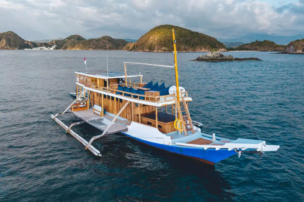 Capoeng Liveaboard, Indonesia