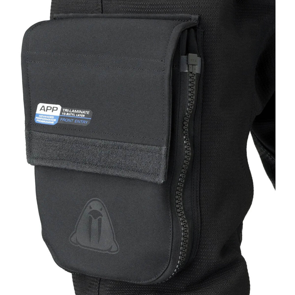 Waterproof D7X Nylotech Drysuit Medium