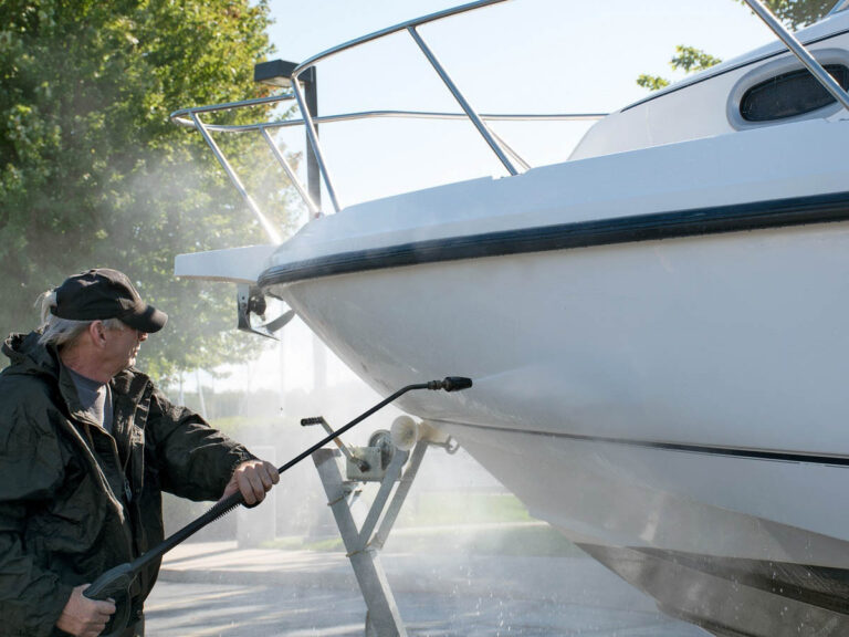Common Mistakes People Make When Maintaining a Boat Boating