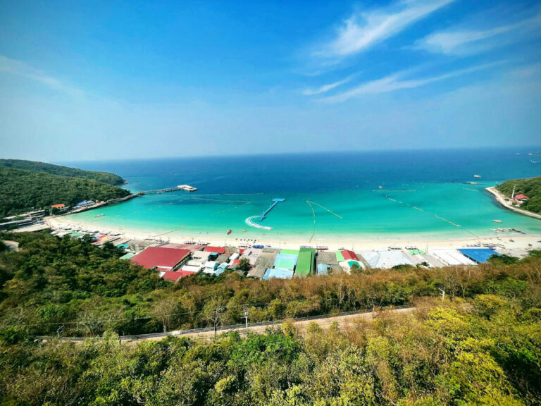 Koh Larn, Indonesia