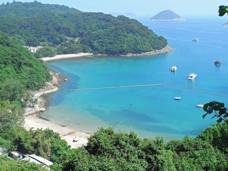 Diver Seriously Injured After Boat Propeller Strike During Shore Return in Hong Kong Clear Water Bay, Hong Kong
