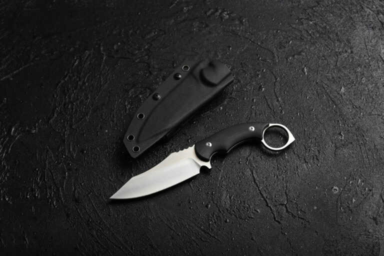 Should I Carry a Dive Knife? Knife
