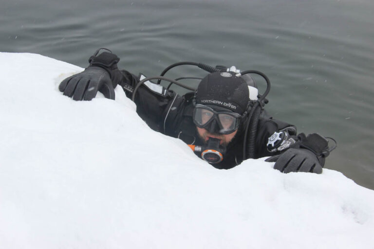 Northern Diver HydroTherm Heated Dive Gloves Gain US Push Through ADMS Northern Diver HydroTherm
